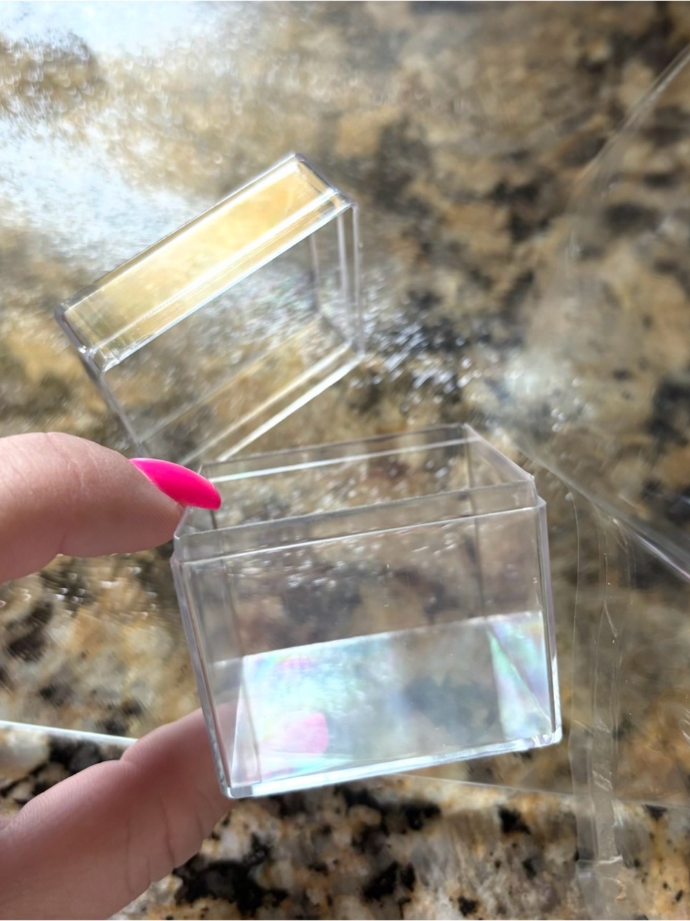 4oz Clear Acrylic Favor Cubes